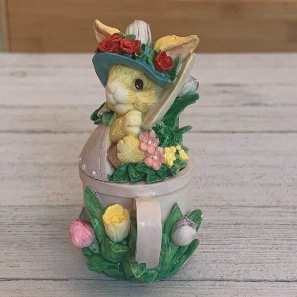 Vintage Bunny Rabbit Watering Can Lidded Trinket Box Tulips Roses Sun Bonnet Hat - Picture 3 of 16